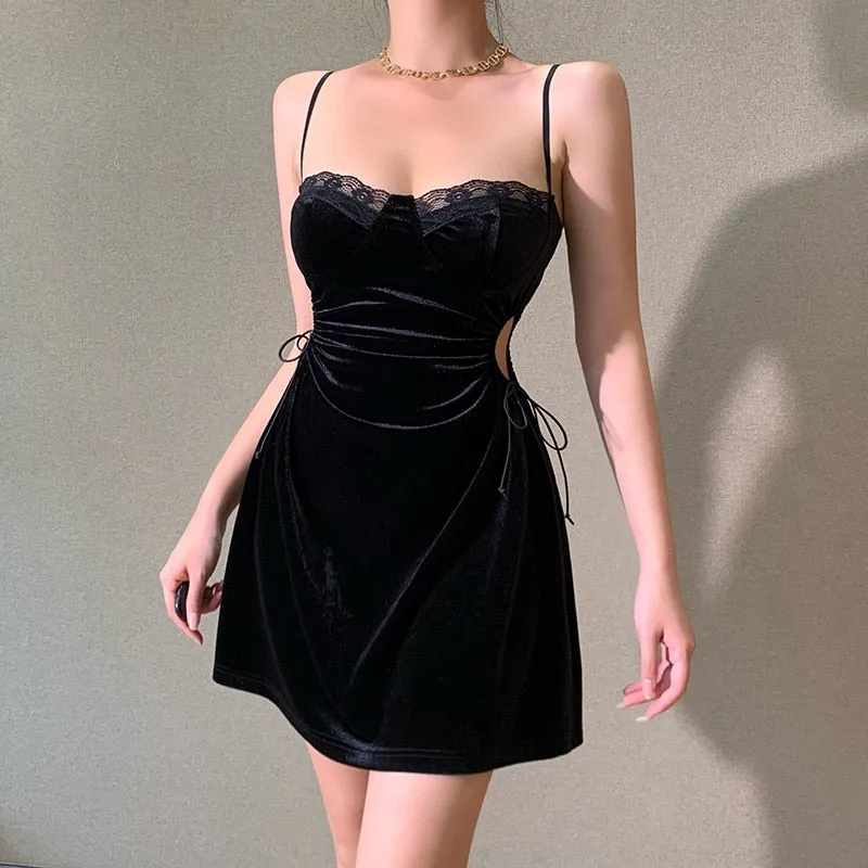 VenusFox Goth Apparel Black Sexy Lace Dress Trim A Line Mini Dresses Side Drawstring Hollow Out Punk Party Clubwear Camisole Dress